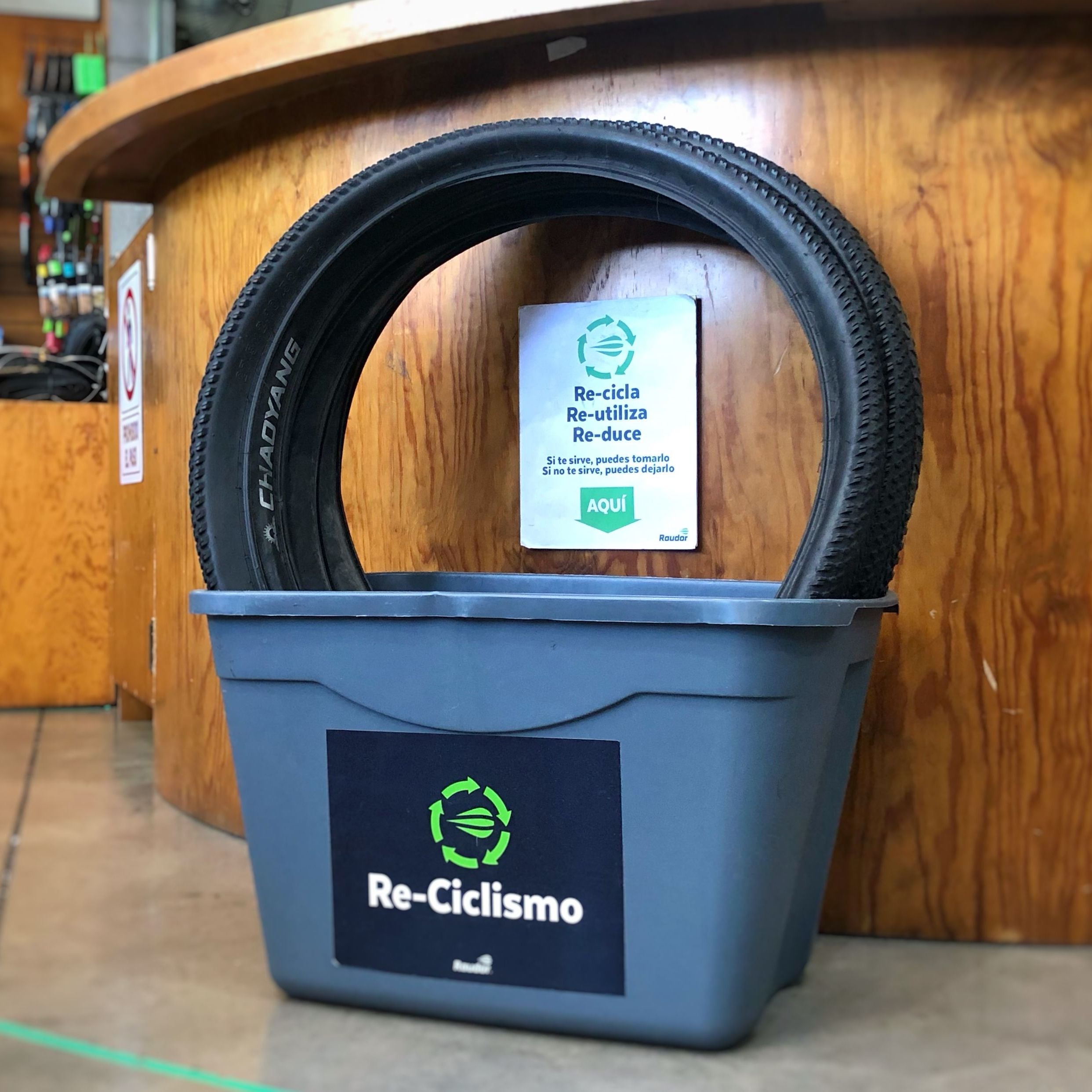 REDUCIMOS NUESTRA HUELLA DE CARBONO 🚲