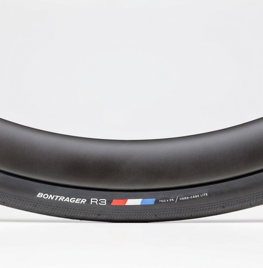 Llanta de Ruta BONTRAGER R3 Hard-Case Lite 700x25c
