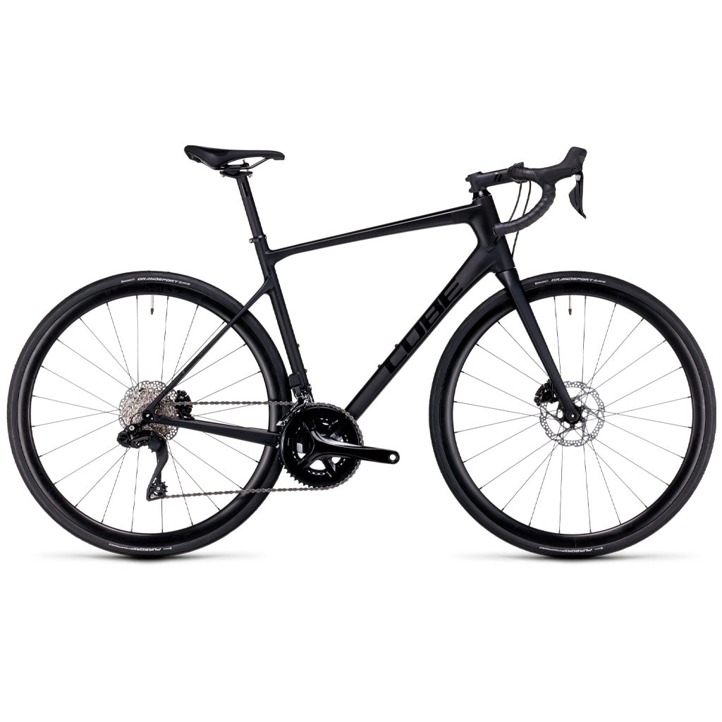 Bicicleta de ruta CUBE Attain GTC SLX Carbon'n'Black 2023 / Transmisión Shimano 105 Di2 2x12 velocidades