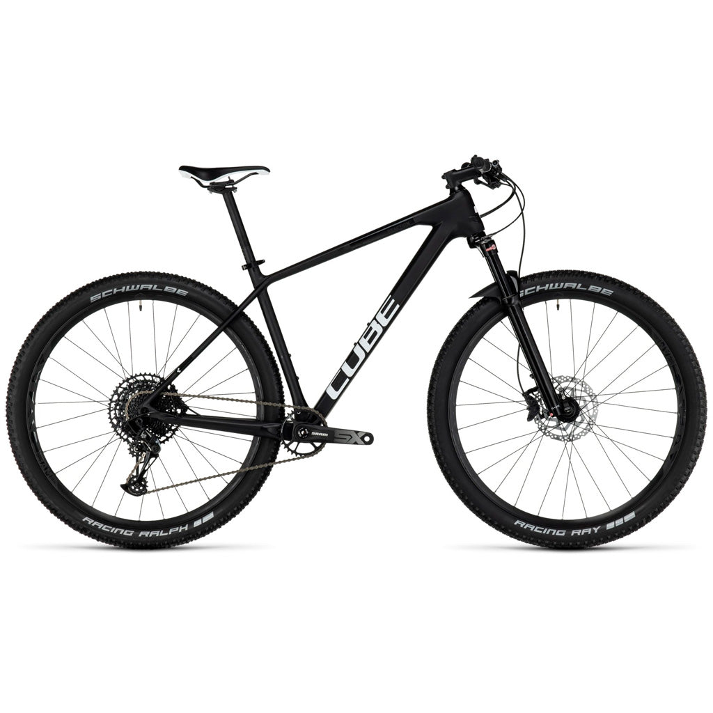 Bicicleta de montaña CUBE Reaction C:62 One / Carbon & White / Transmisión 1x12 velocidades / Cuadro de Carbono / Horquilla de aire