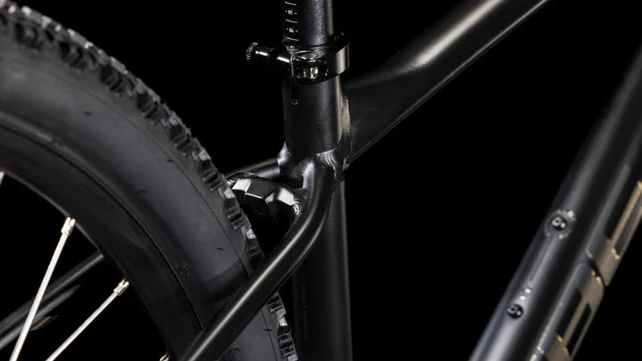 Bicicleta de montaña CUBE Aim Pro Black & Slateblack 2025