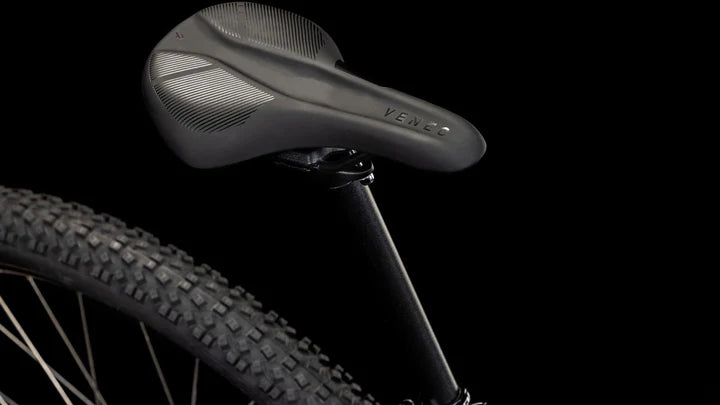 Bicicleta de montaña CUBE Aim Pro Black & Slateblack 2025