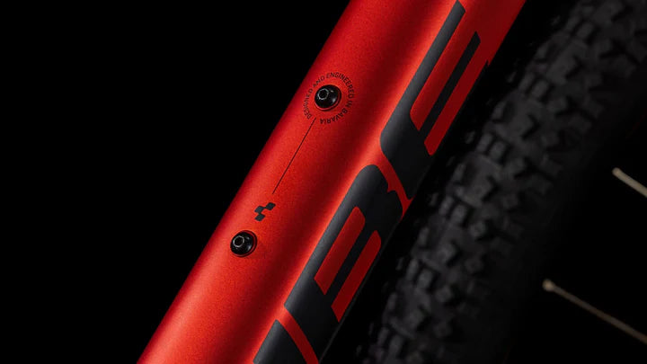 Bicicleta de montaña CUBE Aim Pro Fireorange & Black 2025