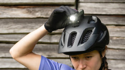 Lámpara delantera Bontrager Ion Elite R para ciclismo de 1000 Lúmenes