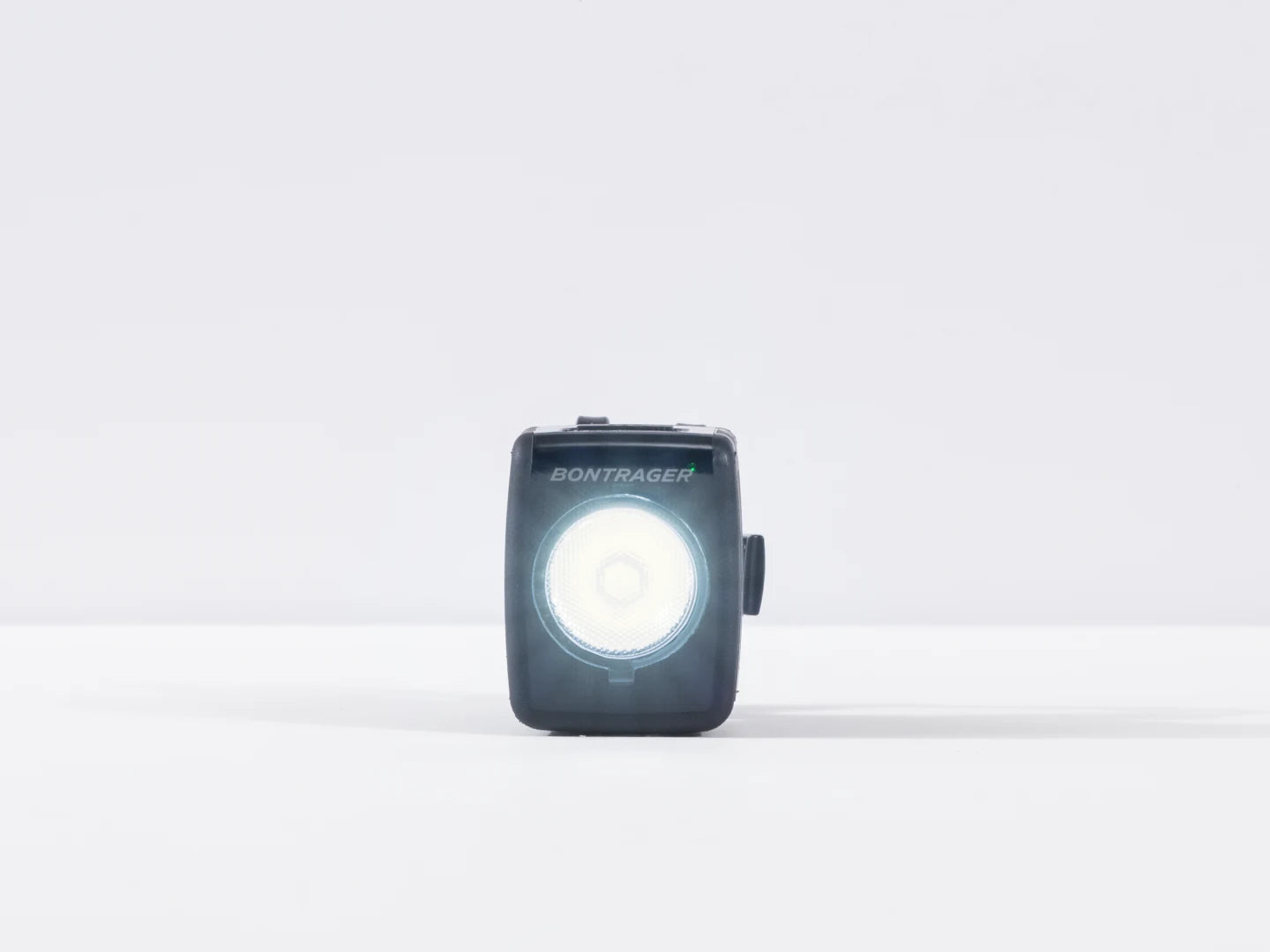 Lámpara delantera Bontrager Ion 200 RT para ciclismo
