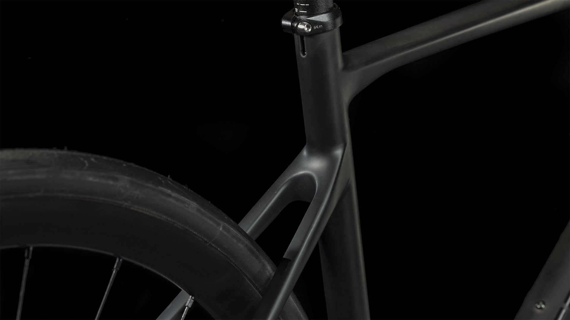 Bicicleta de ruta CUBE Attain GTC SLX carbon'n'black