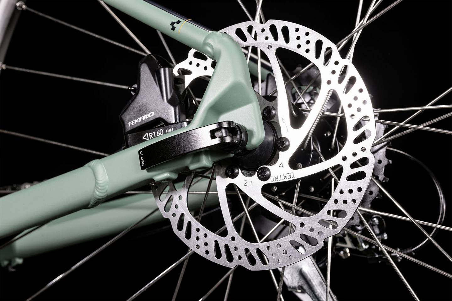 Bicicleta de montaña CUBE Aim PRO 2022 Olive'n'Orange / Transmisión 2x8 velocidades / Horquilla de resorte