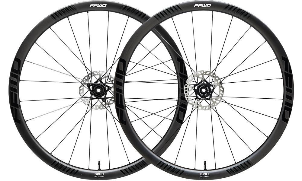 JUEGO DE RINES FFWD DRIFT (36MM) FULL CARBON DT240 (HG) NEGRO MATTE