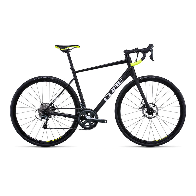Bicicleta de ruta CUBE Attain Race Black'n'White 2022 / Transmisión 2x10 velocidades