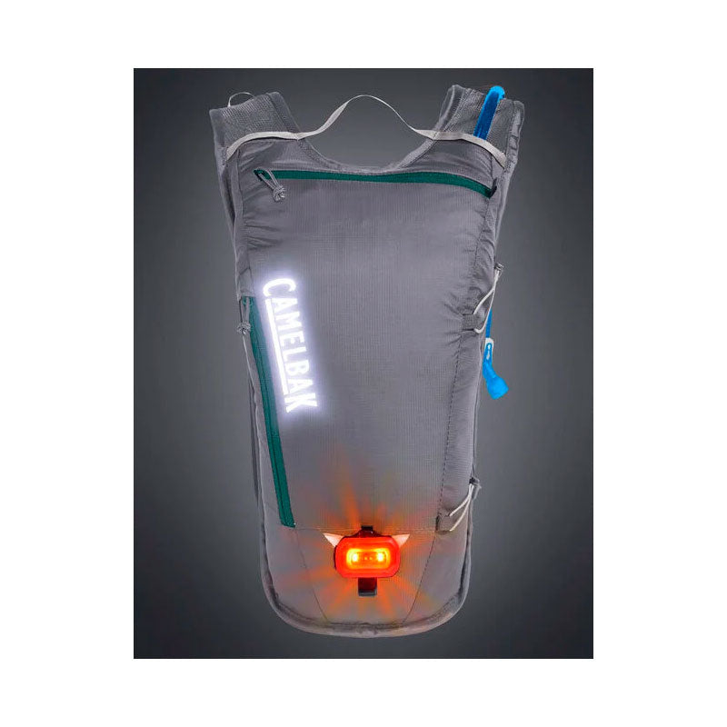Mochila de hidratación CAMELBAK Classic Light / Capacidad de 2 Litros / Color Gris