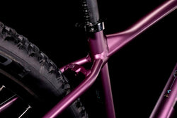 Bicicleta de montaña CUBE Access WS 2022 Deepviolet'n'Purple / Transmisión 2x8 velocidades / Horquilla SR Suntour XCE 100 mm