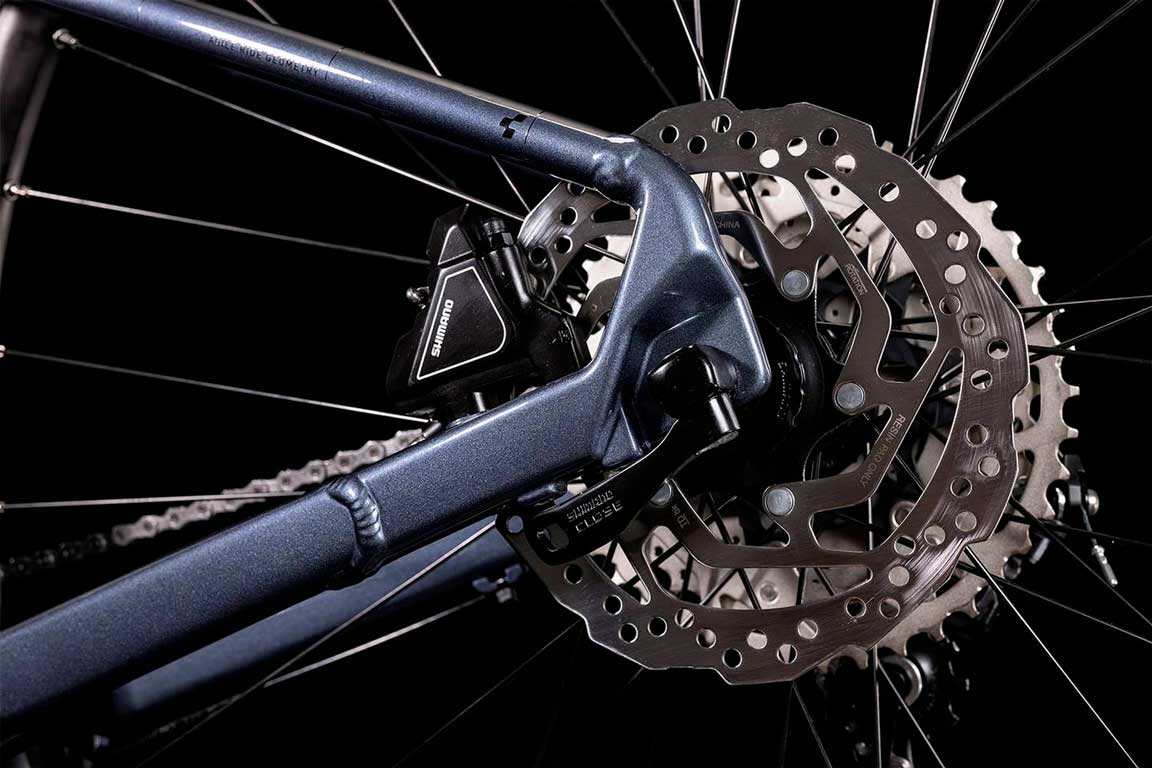 Bicicleta de montaña CUBE Attention 2022 Indigoblack'n'Black / Transmisión 1x12 velocidades / Suspensión de aire