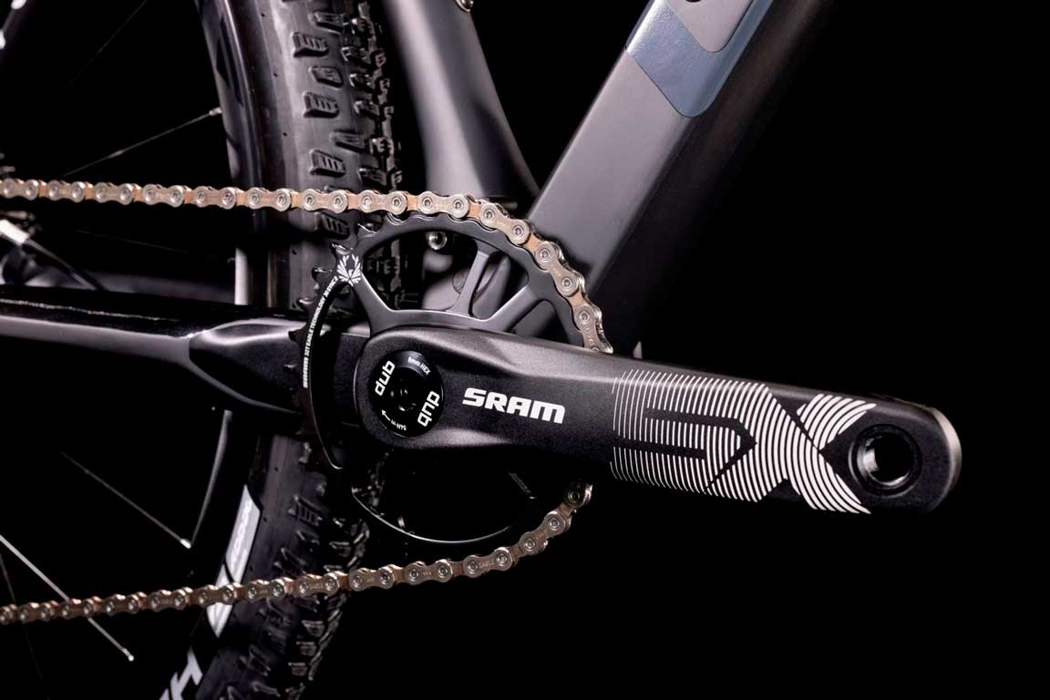 Bicicleta CUBE Reaction C62 ONE 2022 / Color Carbon & Blue