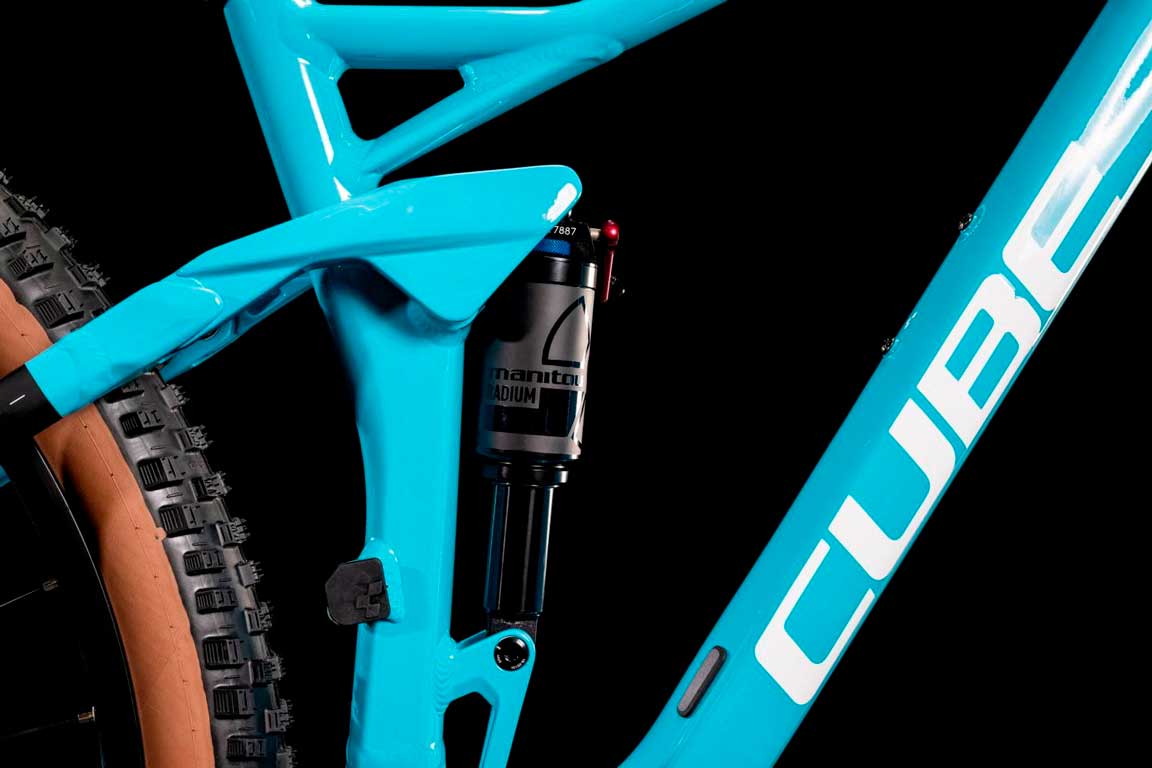 Bicicleta de montaña CUBE Stereo 120 Pro 2022 Skyblue'n'White / Doble suspensión