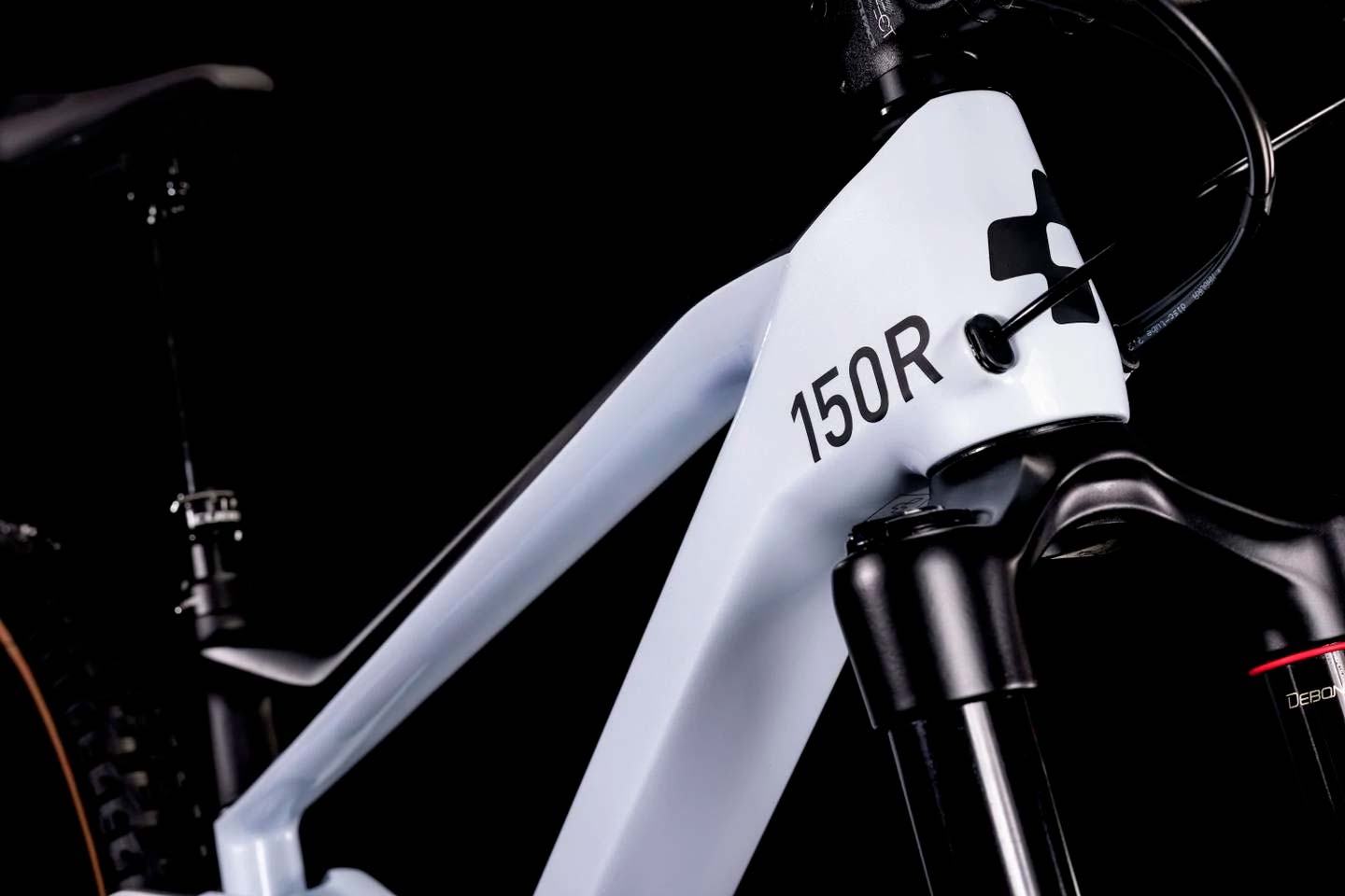 Bicicleta de montaña CUBE Stereo 150 C:62 Race Flashwhite'n'Carbon 2022 / RockShox Lyrik Select 160 mm / RockShox Super Deluxe Select+ DebonAir
