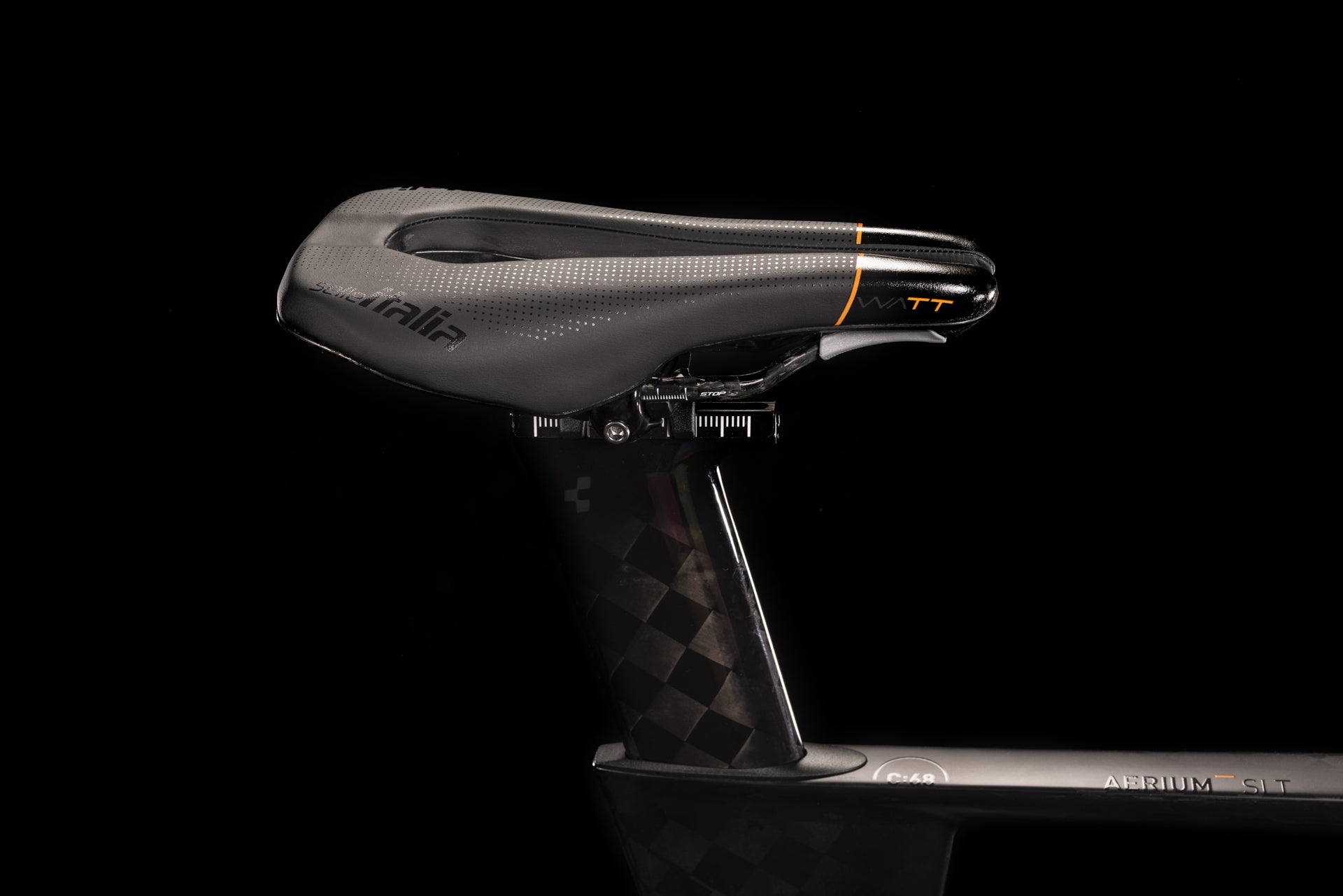 Bicicleta de triatlón CUBE Aerium C:68 SLT High Carbon'n'Polarsilver 2022 / Cuadro de Carbono / Transmisión eléctrica Sram Red eTap AXS 2x12 velocidades