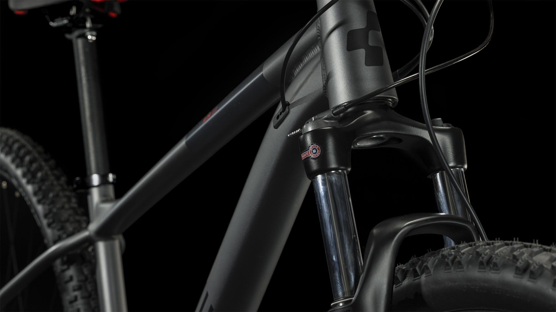 Bicicleta de montaña CUBE Aim Ex / Grey'n'Red / Transmisión 2x10 velocidades