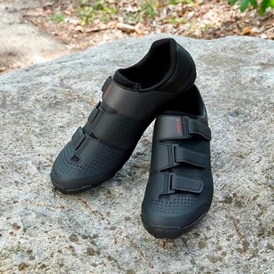 Zapatillas para ciclismo SHIMANO Modelo SH-XC100 Color negro
