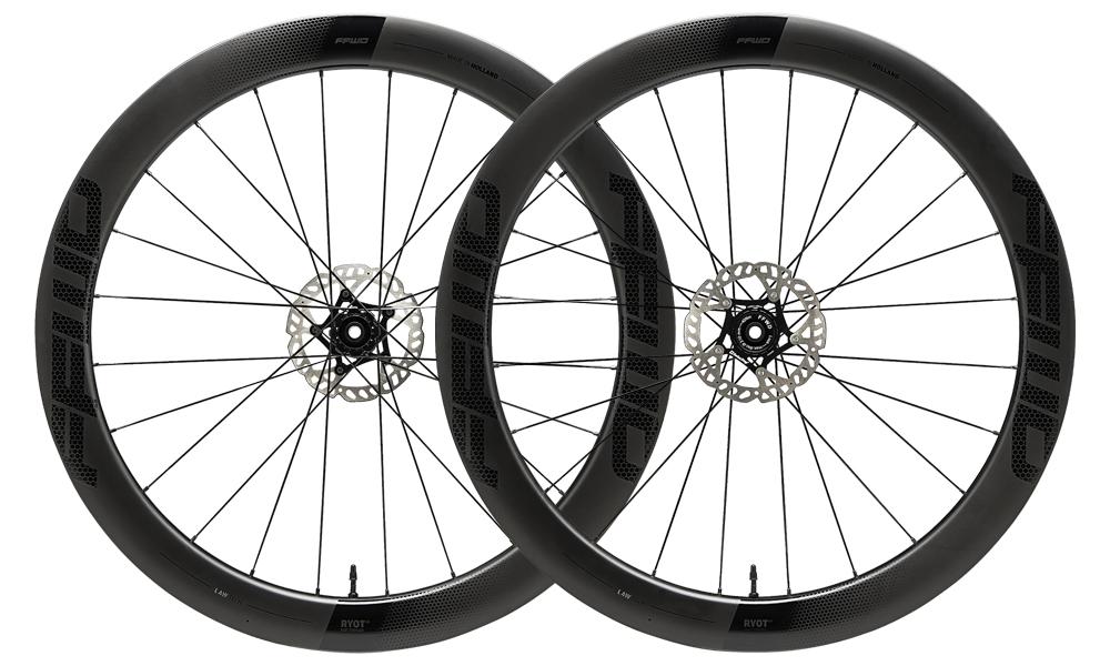 JUEGO DE RINES FFWD RYOT (55MM) FULL CARBON DT350 (XDR) NEGRO MATTE