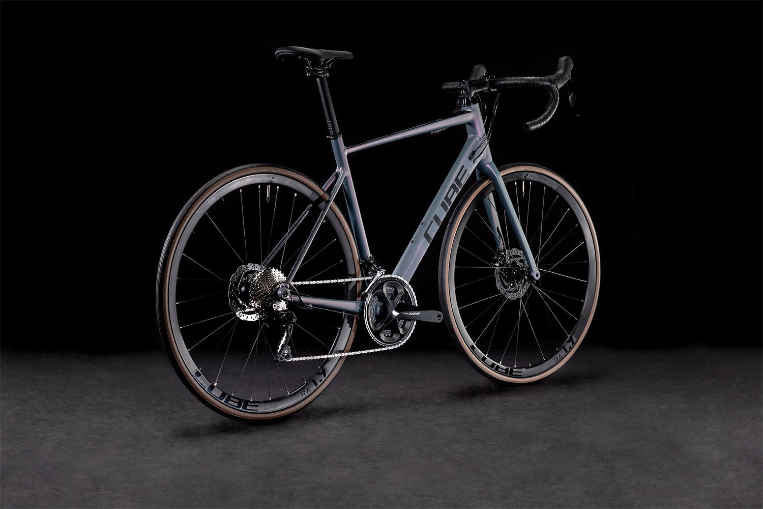 Bicicleta CUBE Axial WS Race 2022 / SparkleLilac'n'Black