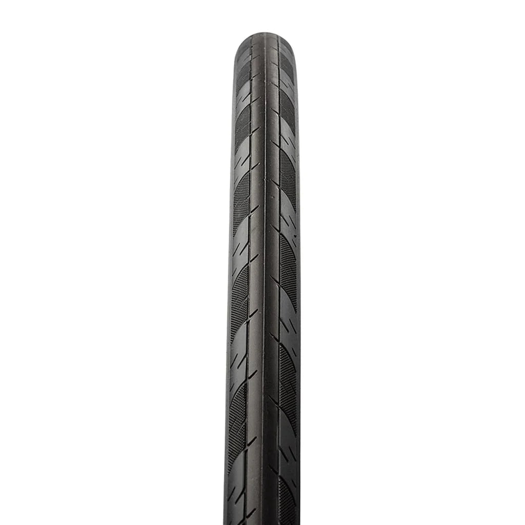 Llanta MAXXIS Detonator 700x23 de alambre / Color Negro / 60 TPI - Raudor ¡Rompe tu propio récord!