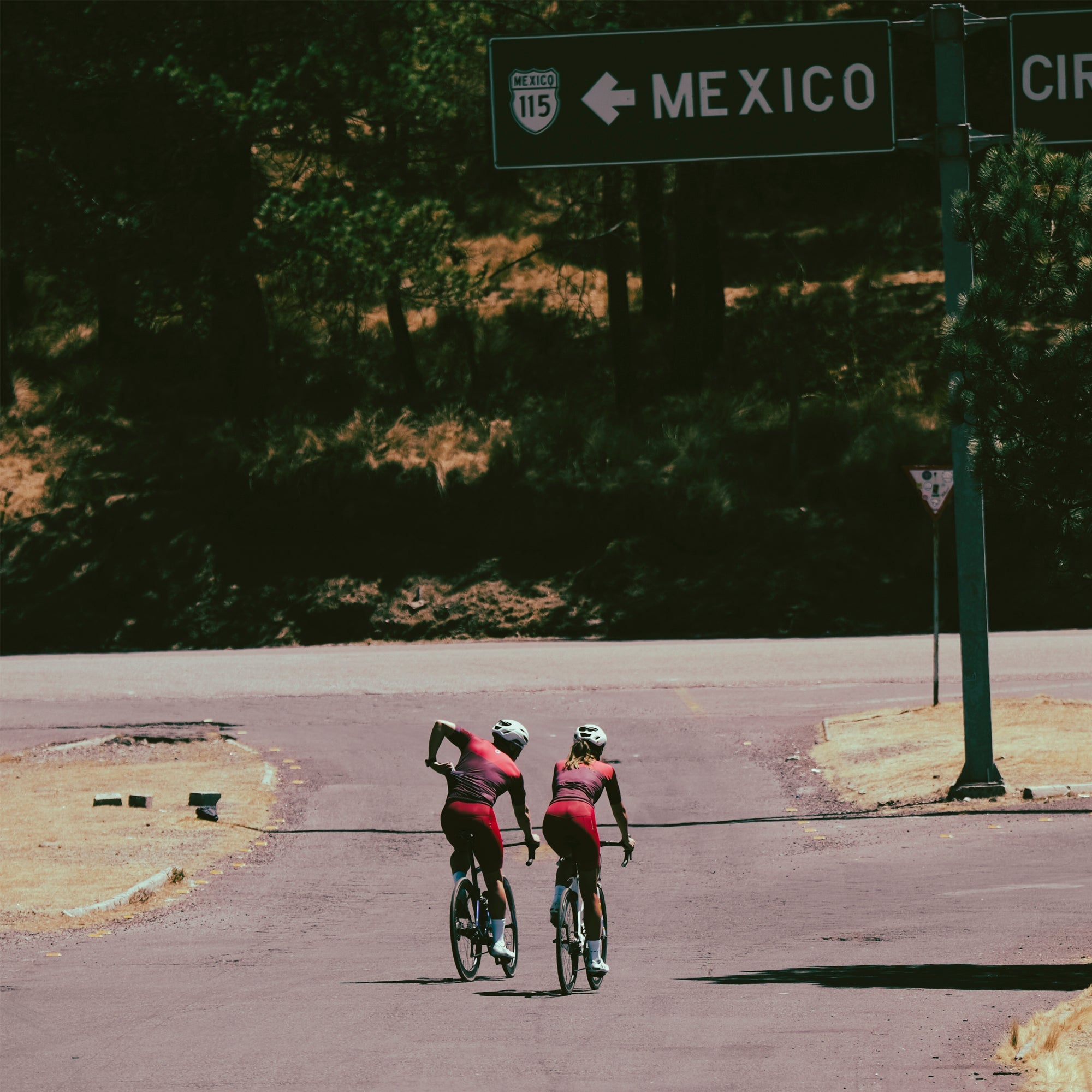 Jersey para ciclismo APHESIS Dynamo para caballero