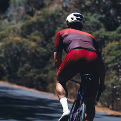 Bib shorts APHESIS X-Pro Dynamo para caballero / Shorts con tirantes para ciclismo